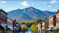 **app State Her Campus: Community & Growth for Women |
